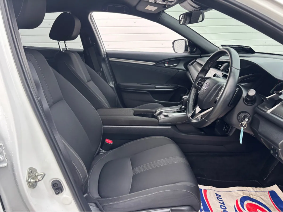 Honda Civic 1.0 SMART PLUS CVT - Image 3