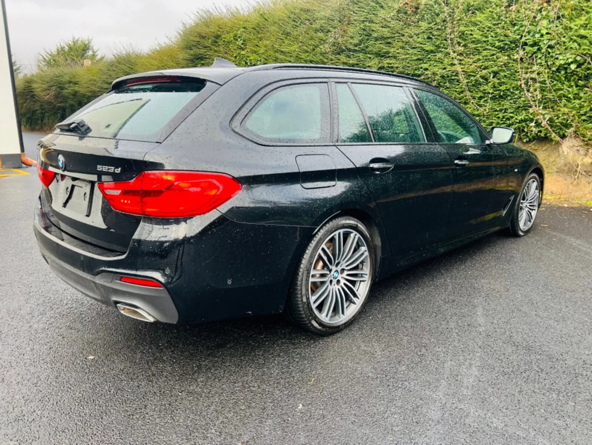 BMW 5-Series 2.0 DIESEL//ESTATE//MSPORT - Image 4