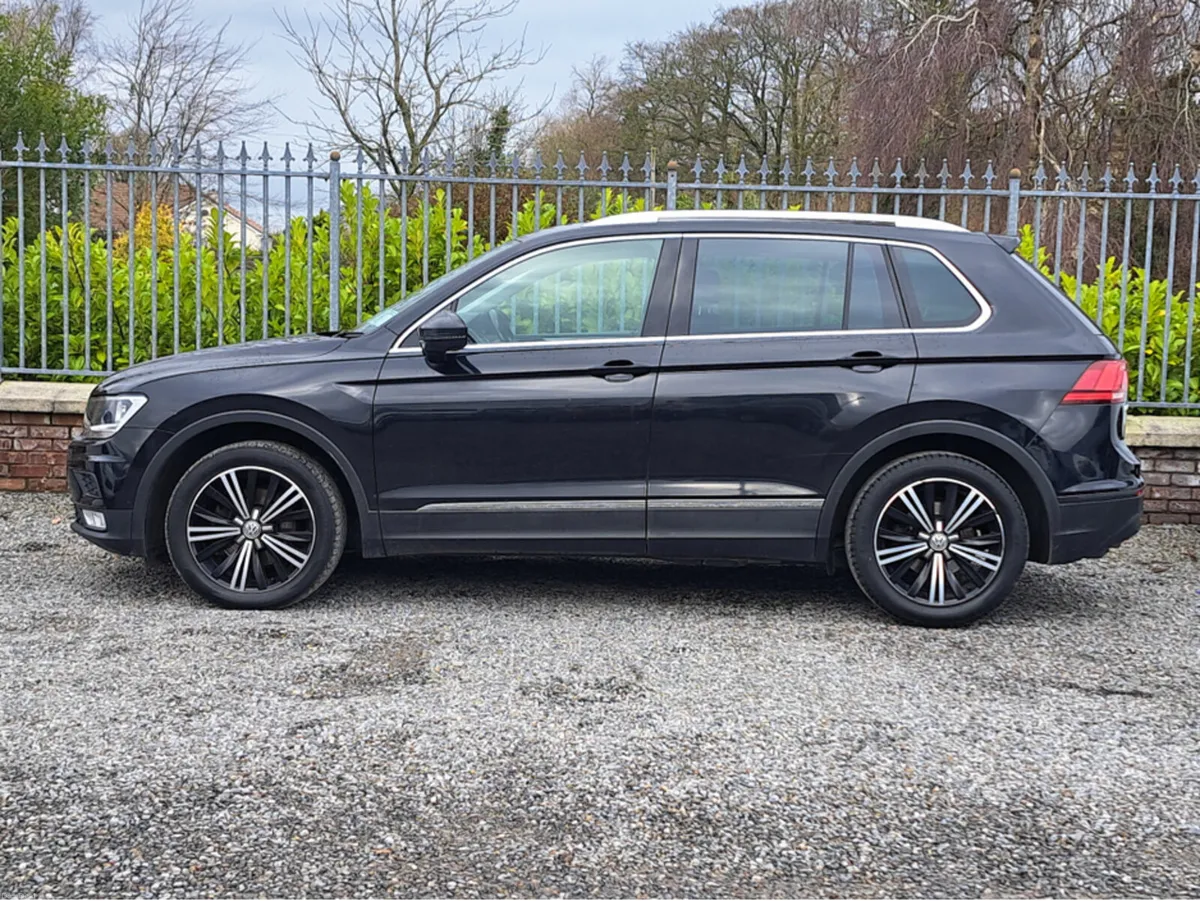 Volkswagen Tiguan 2.0 Diesel SE Nav Model Bluemoti - Image 4