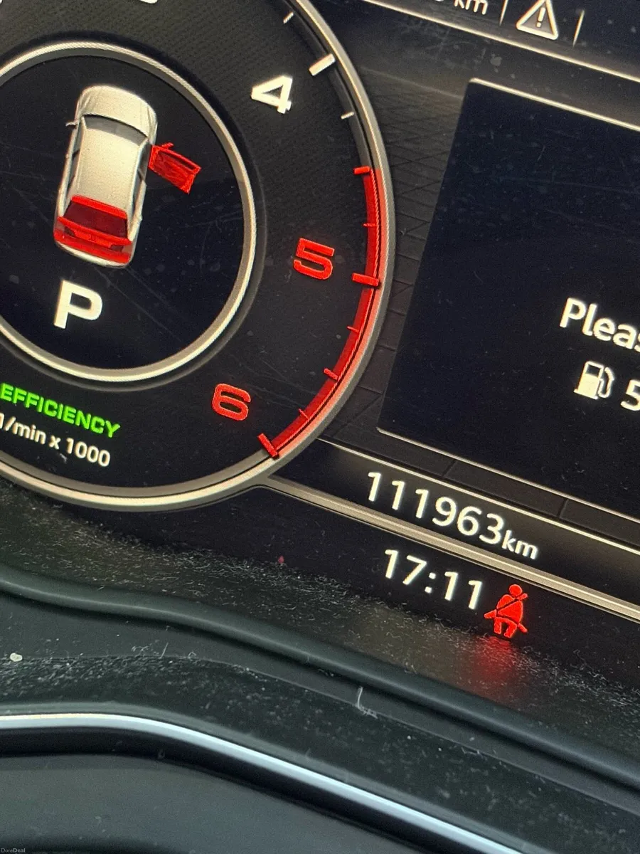 Audi Q5 40TDI QUATTRO SE Automatic - Image 4