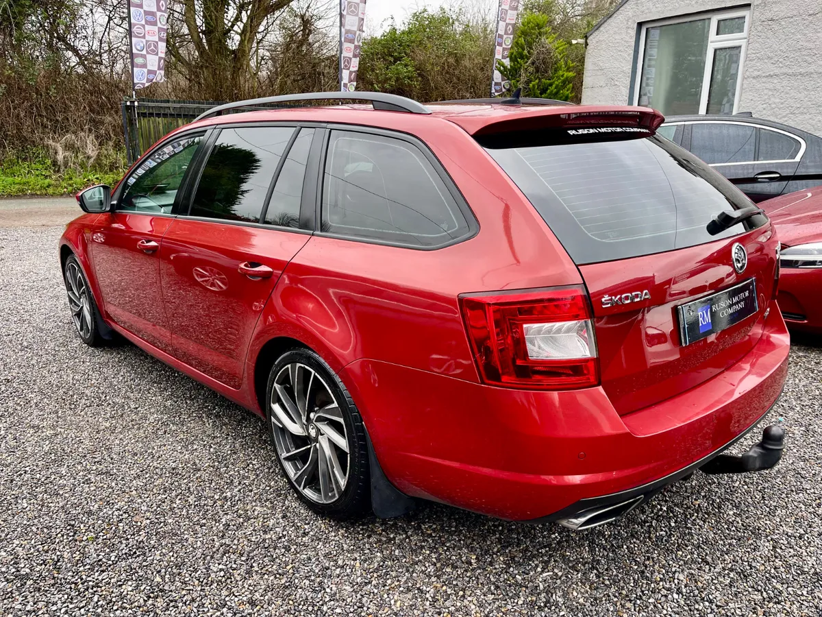 Skoda Octavia VRS Est | 2.0 TDI 184bhp | Manual - Image 3