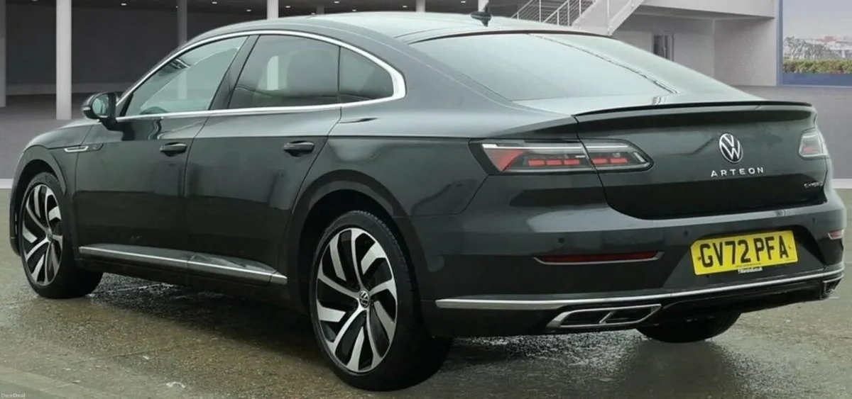 1.4 TSI 13kWh R-Line Fastback 5dr Petrol Plug-in H - Image 2