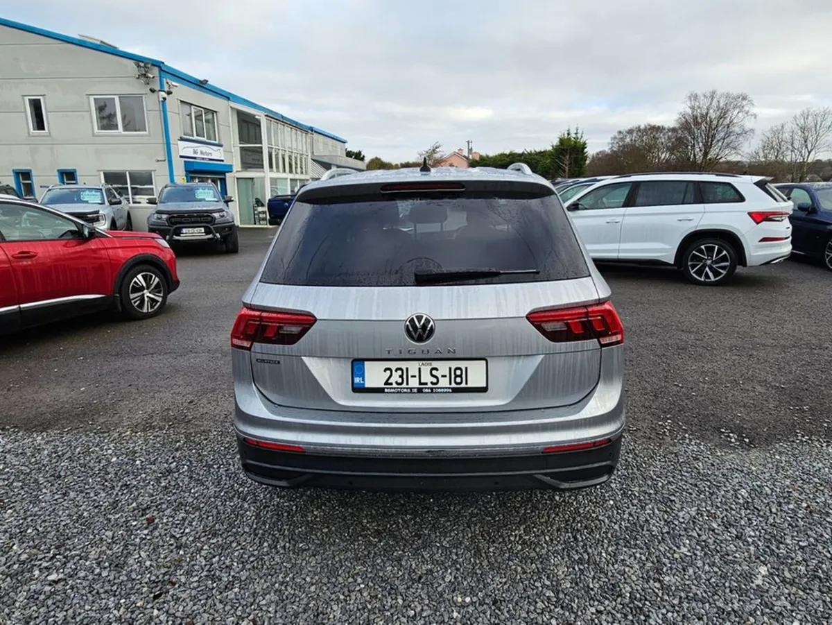 Volkswagen Tiguan Allspace A7 Life 2.0tdi M6F 150 - Image 2