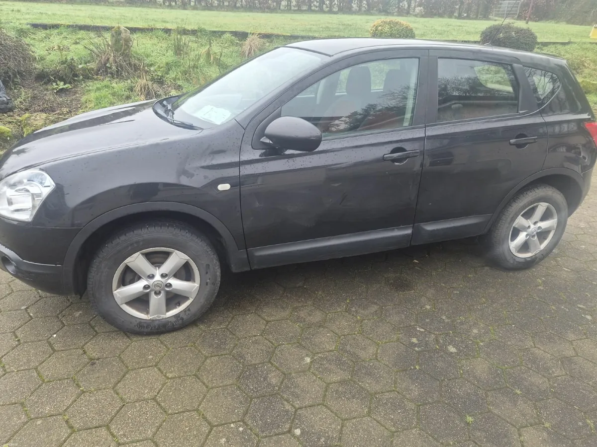 Nissan Qashqai 2008 - Image 1