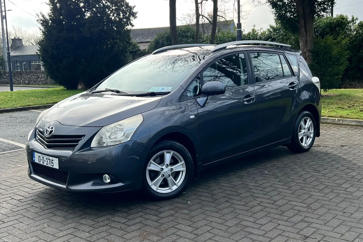 Toyota Verso 2010 2.0 D4D new nct 10/26 - Image 2