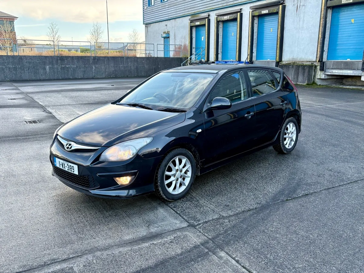 Hyundai i30 diesel ( new nct ) - Image 3