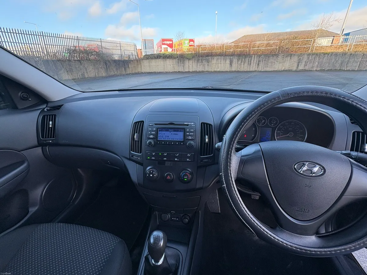 Hyundai i30 diesel ( new nct ) - Image 4