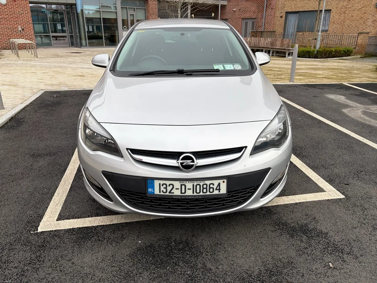 Opel Astra - Image 1