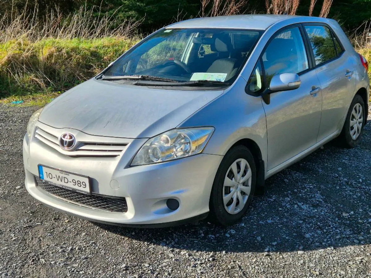 2010 Toyota Auris 1.4 D4D NCT 08/26 - Image 2