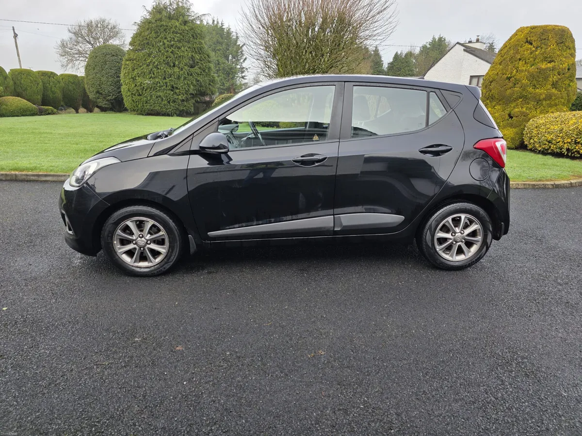 HYUNDAI i10 DELUXE,,LOW MILES - Image 3