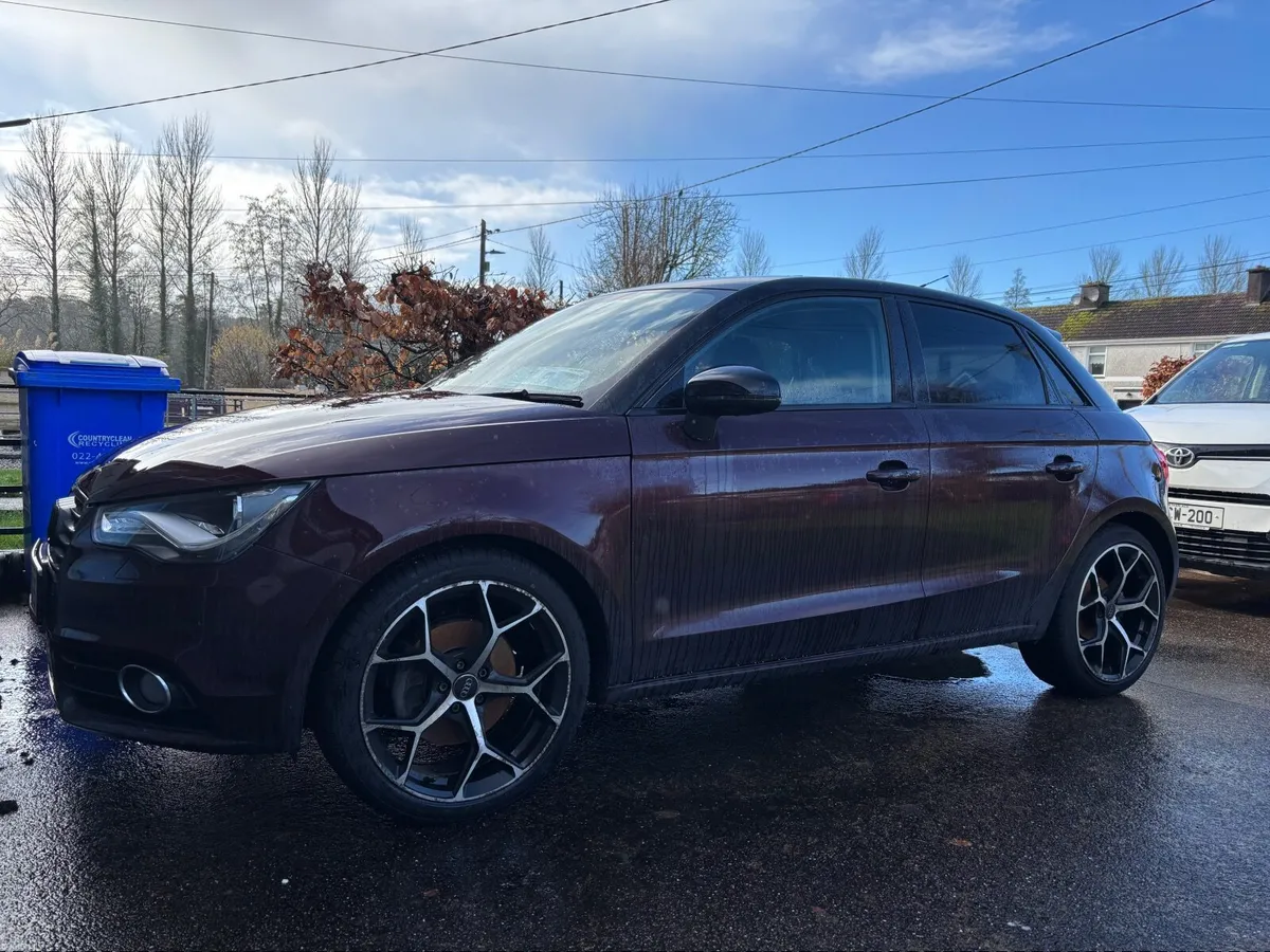 Audi A1 2015 - Image 2