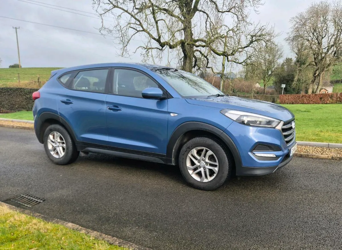 2015 Hyundai Tucson - Image 1