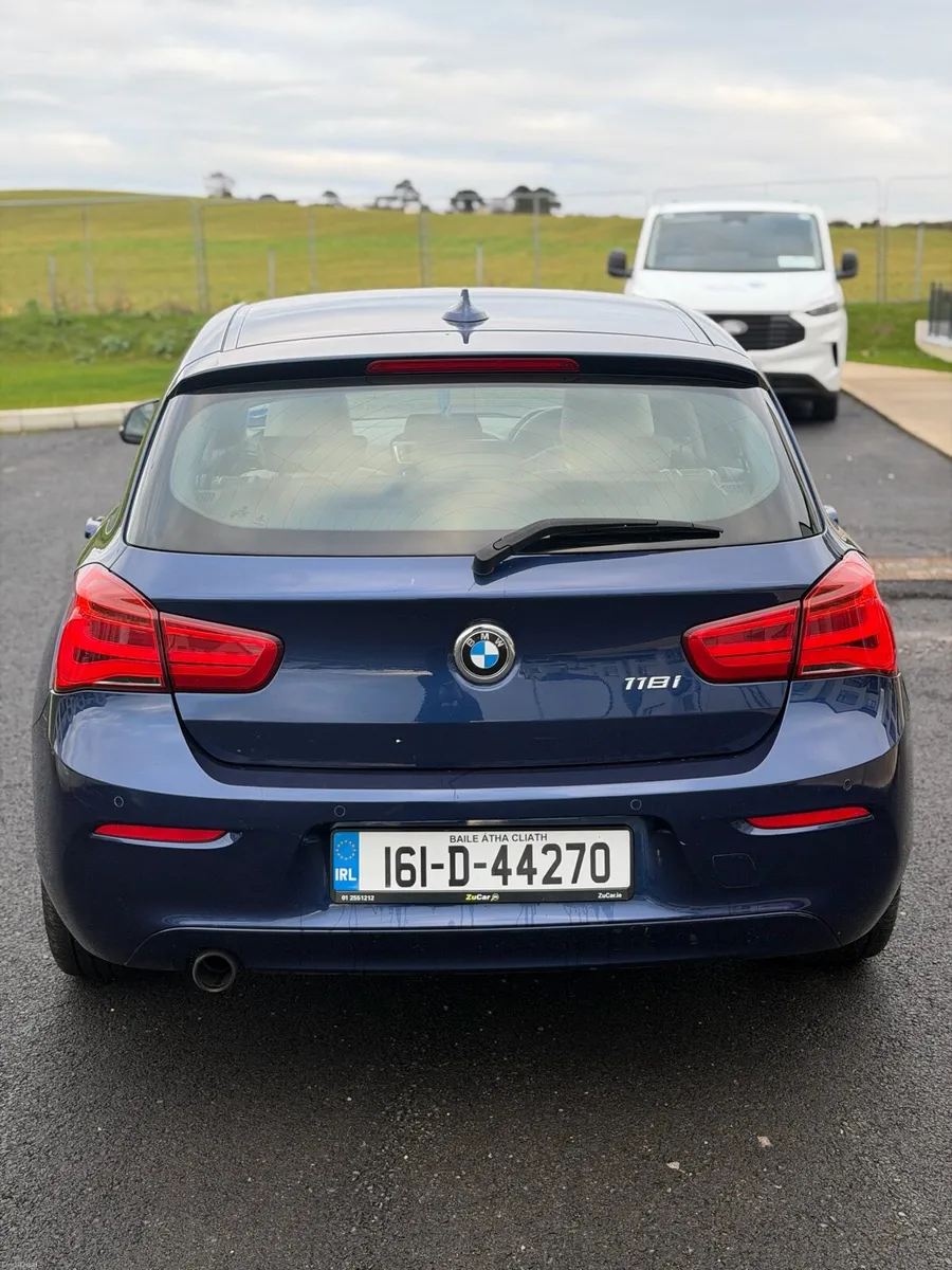 BMW 118i AUTOMATIC - Image 3