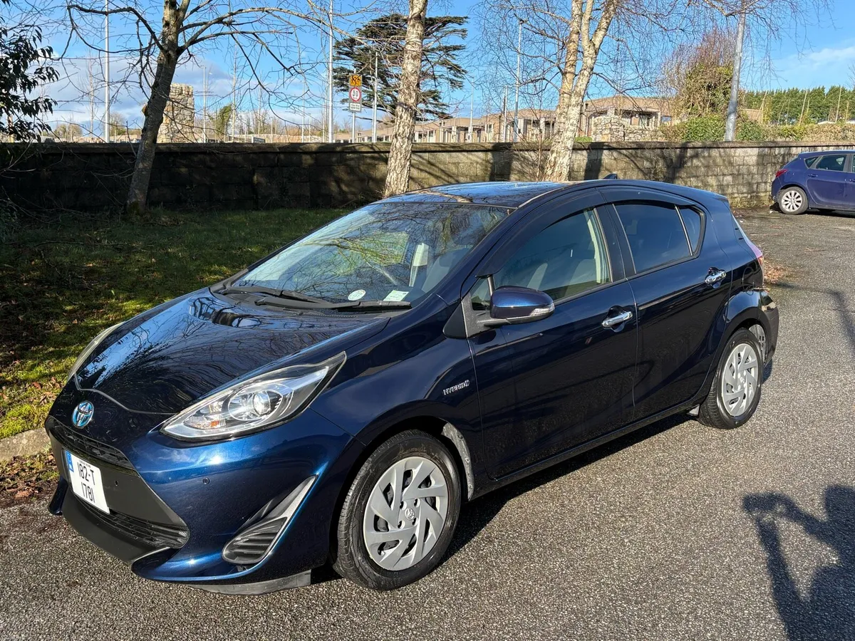 Toyota Aqua - Image 3