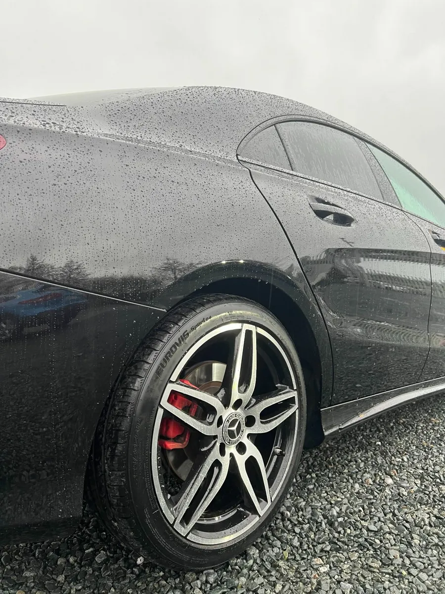 Mercedes-Benz CLA 220D AMG - Image 3