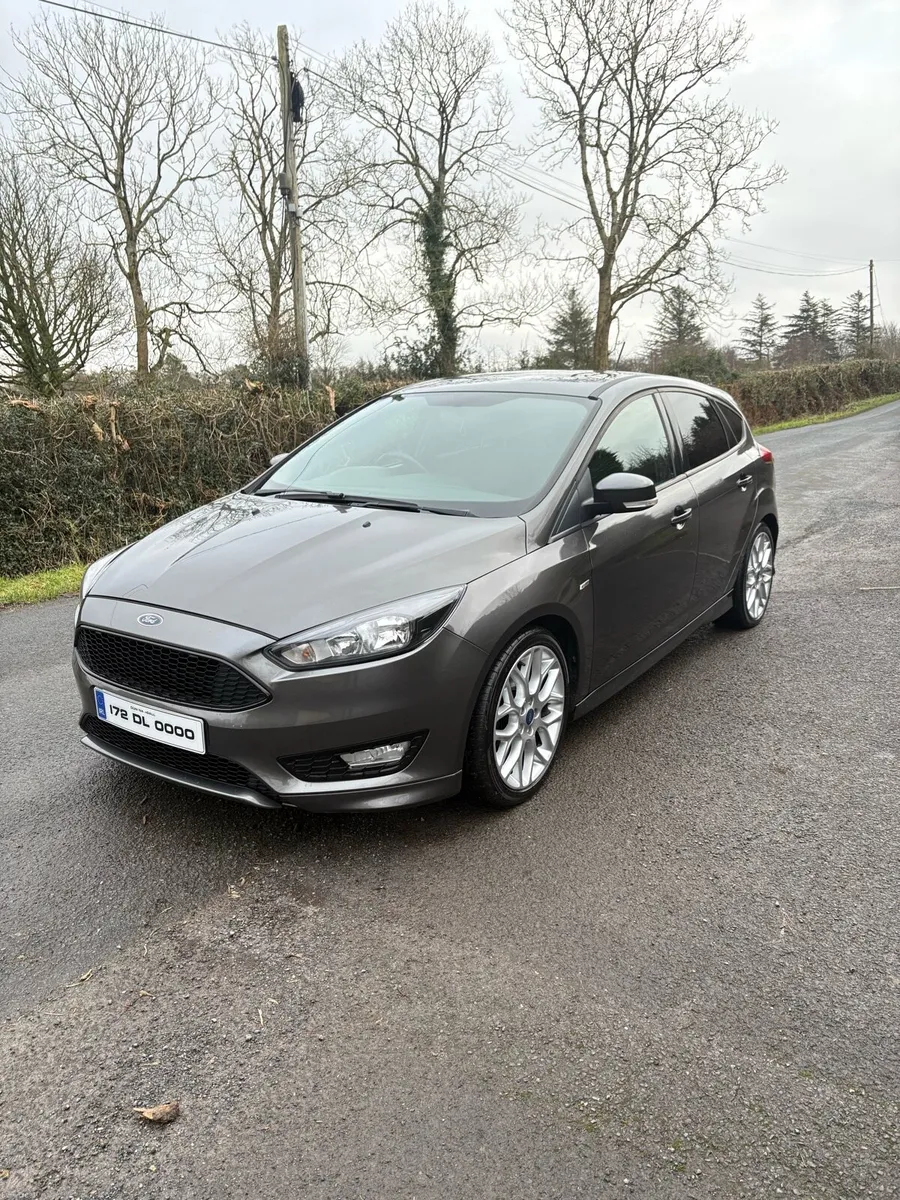 2017 Ford Focus 1.0 Ecoboost - Image 2