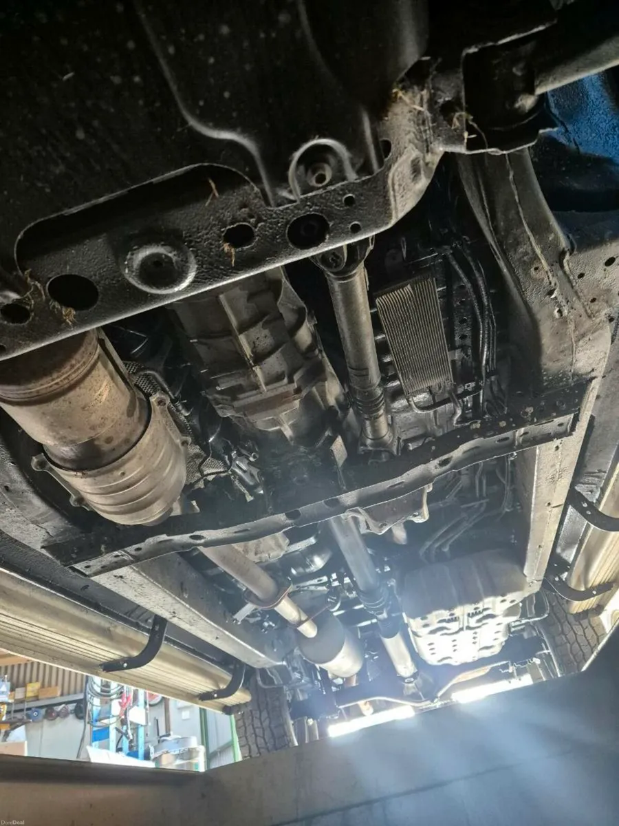 Toyota hilux - Image 4