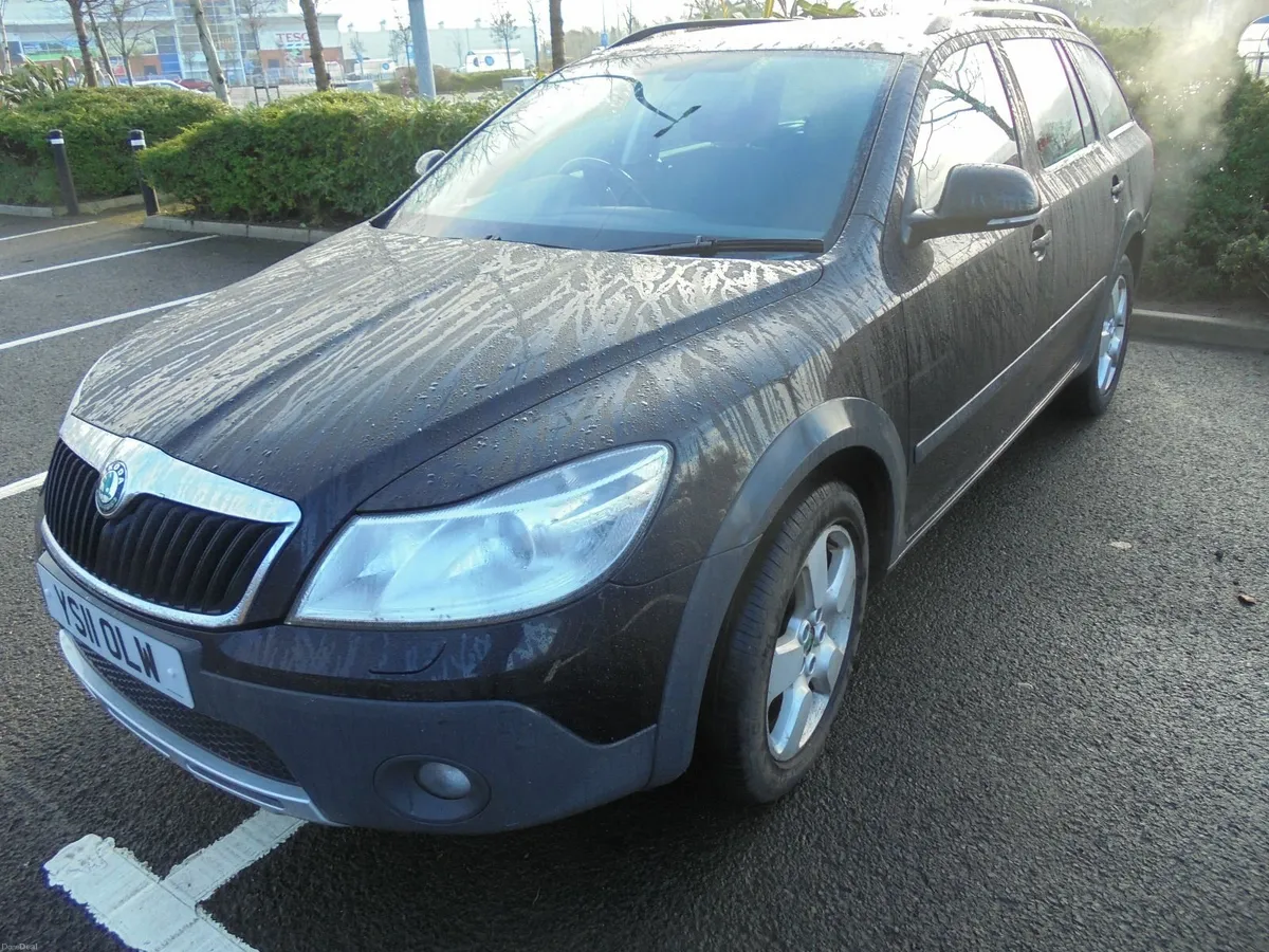 2011 skoda octavia scout 4x4 estate, 2 litre tdi - Image 4