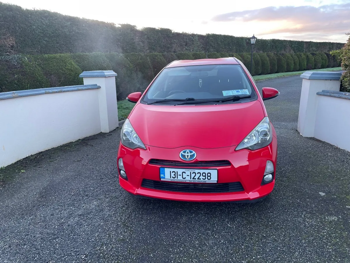 131 Toyota Aqua 1.5 hybrid auto - Image 4