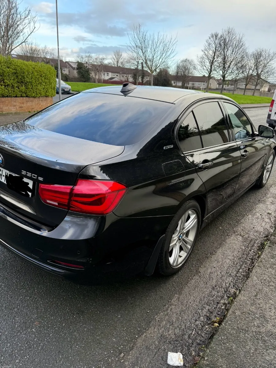 BMW 3-Series  2016 - Image 4