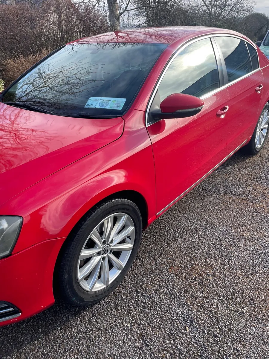Volkswagen Passat 2012 - Image 4