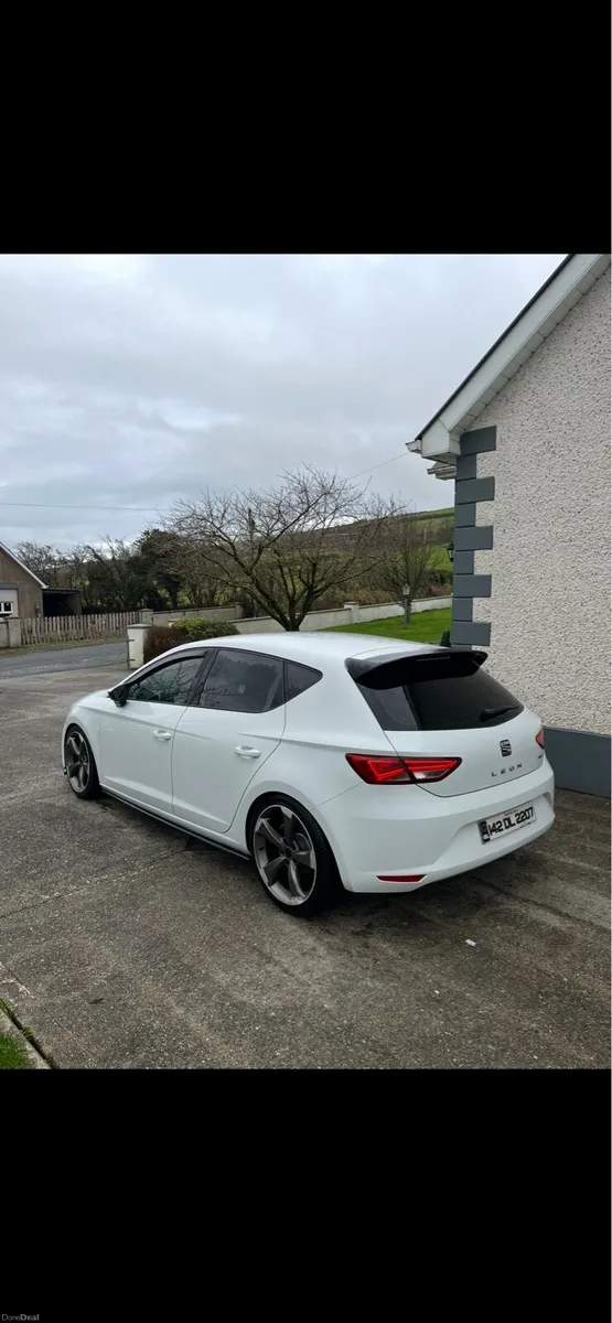 SEAT Leon 1.6TDI - Image 3