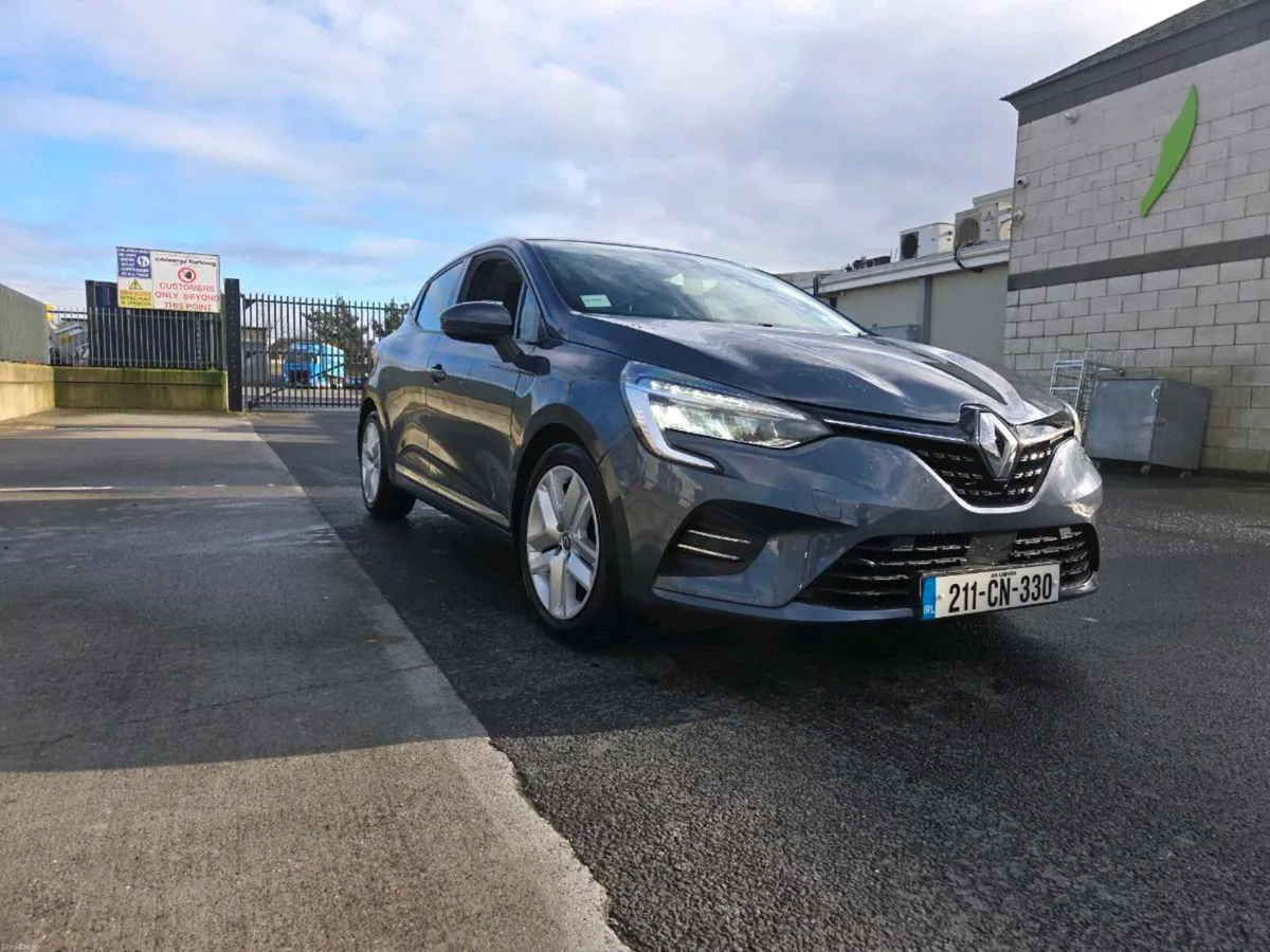 Renault clio - Image 1