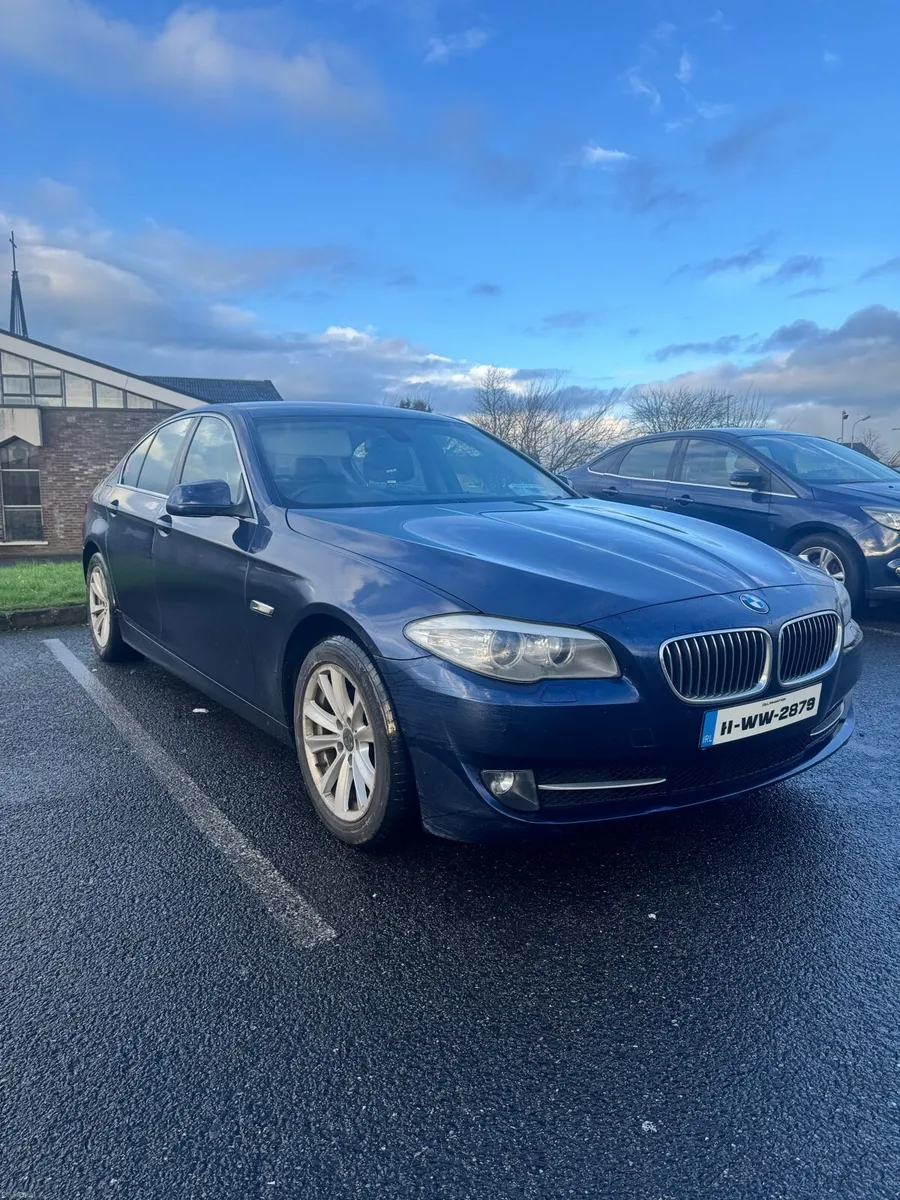 2011 BMW 5 SERIES 520d AUTOMATIC - NCT 08/26 - Image 2