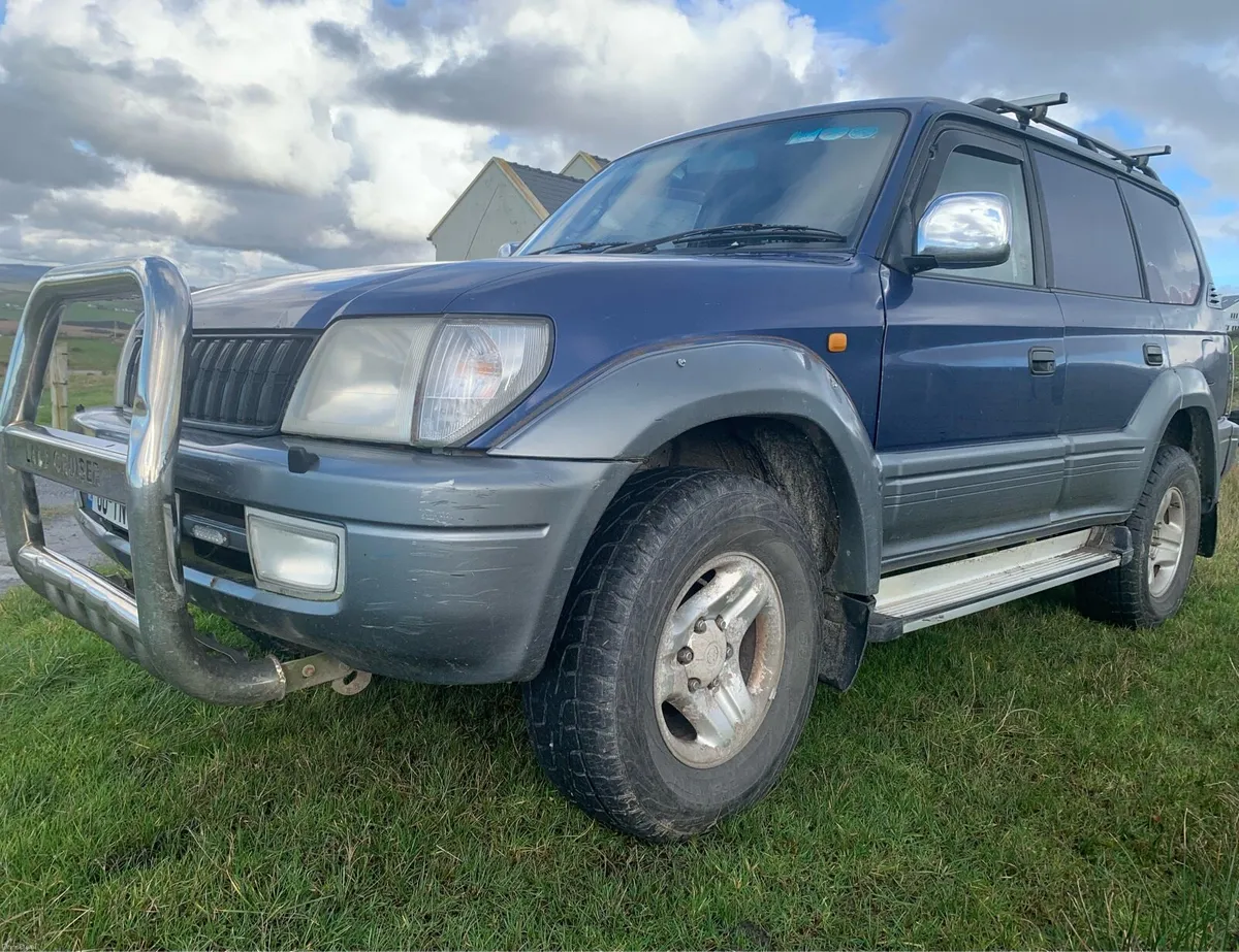 00 Toyota landcruiser - Image 1