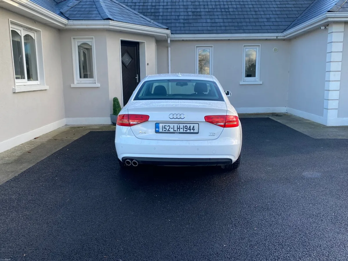Audi A4 2015 - Image 4
