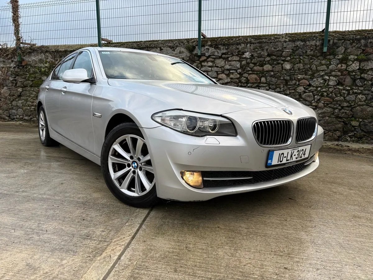 2010 BMW 520D F10 MANUAL - Image 1