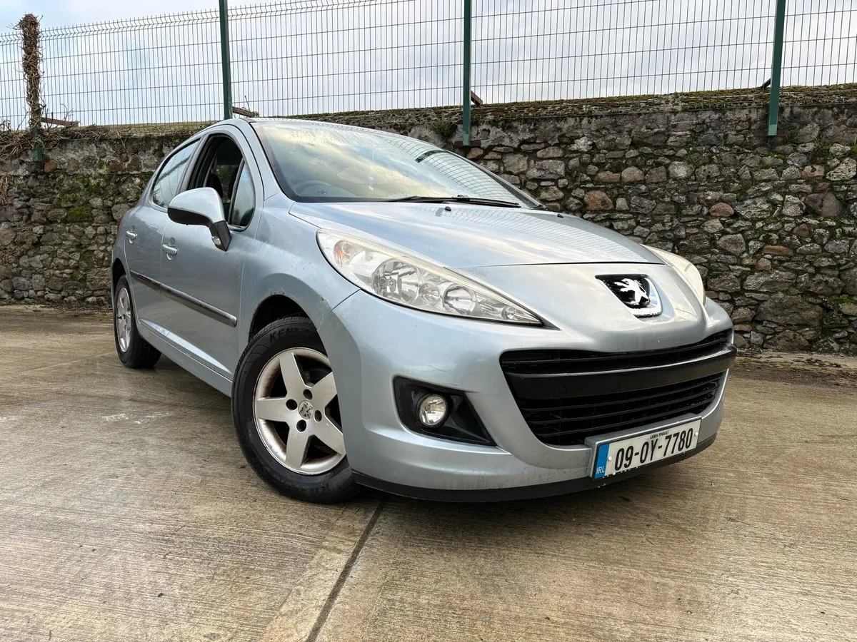 09 PEUGEOT 207 1.4 PETROL - Image 1