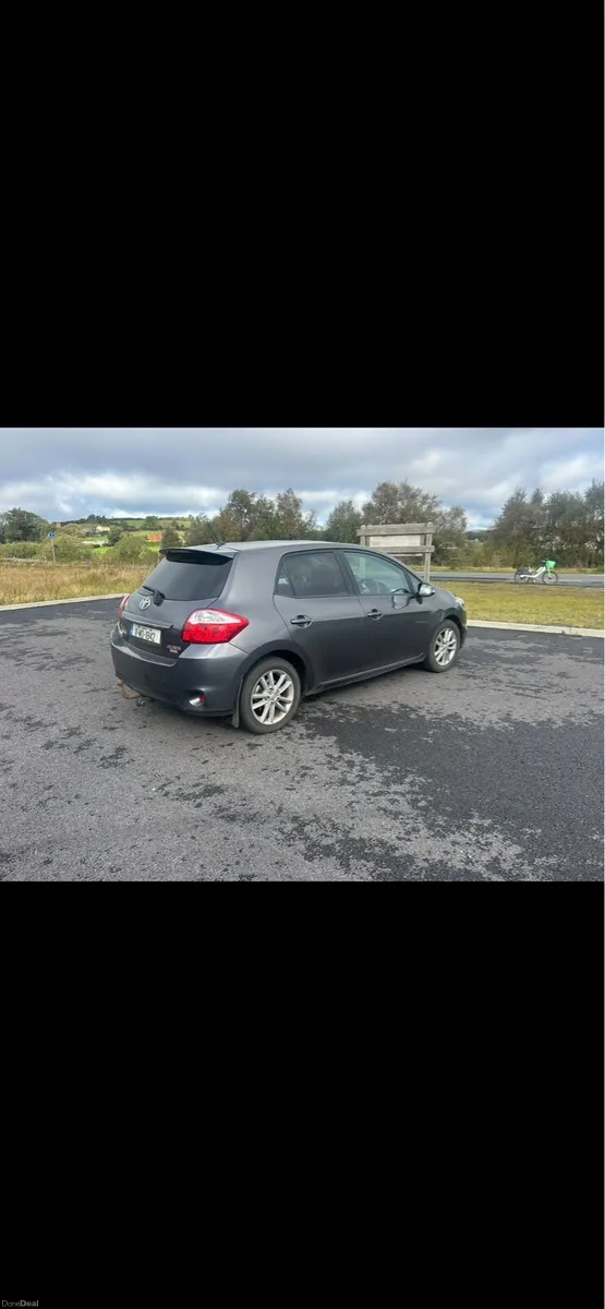 Toyota Auris - Image 2
