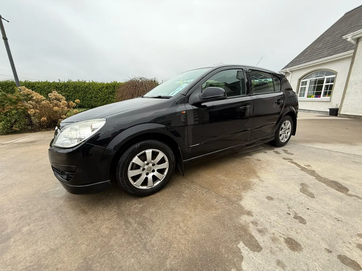 Vauxhall Astra - Image 1