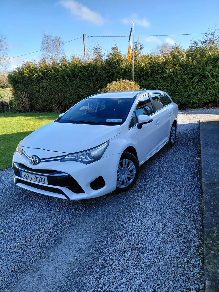 Toyota Avensis 2015 1.6 - Image 3