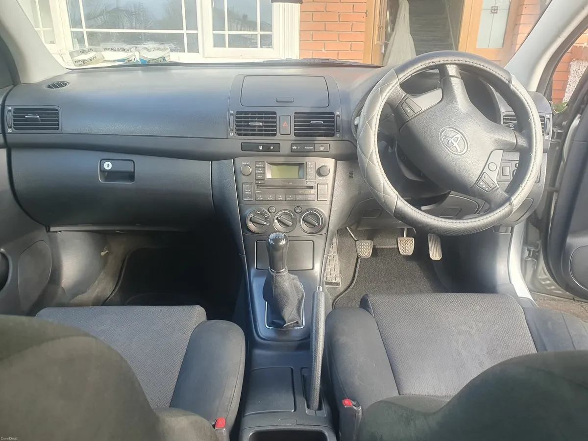 Toyota Avensis 2007 - Image 2