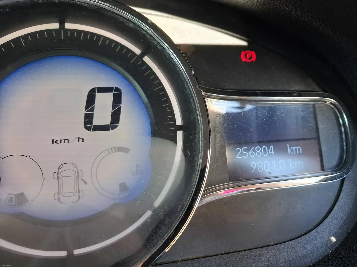 Renault Fluence 2016 - Image 3