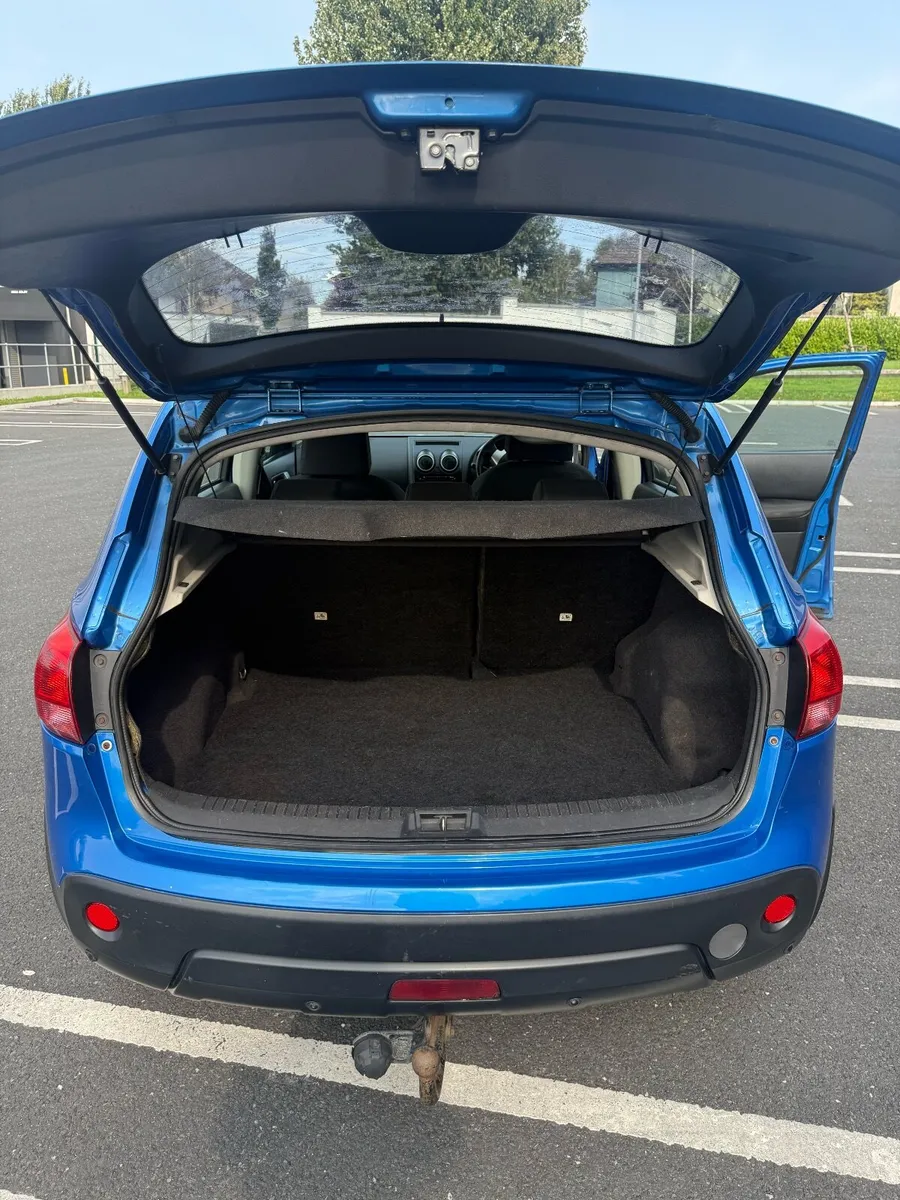 Nissan Qashqai 2010 - Image 4