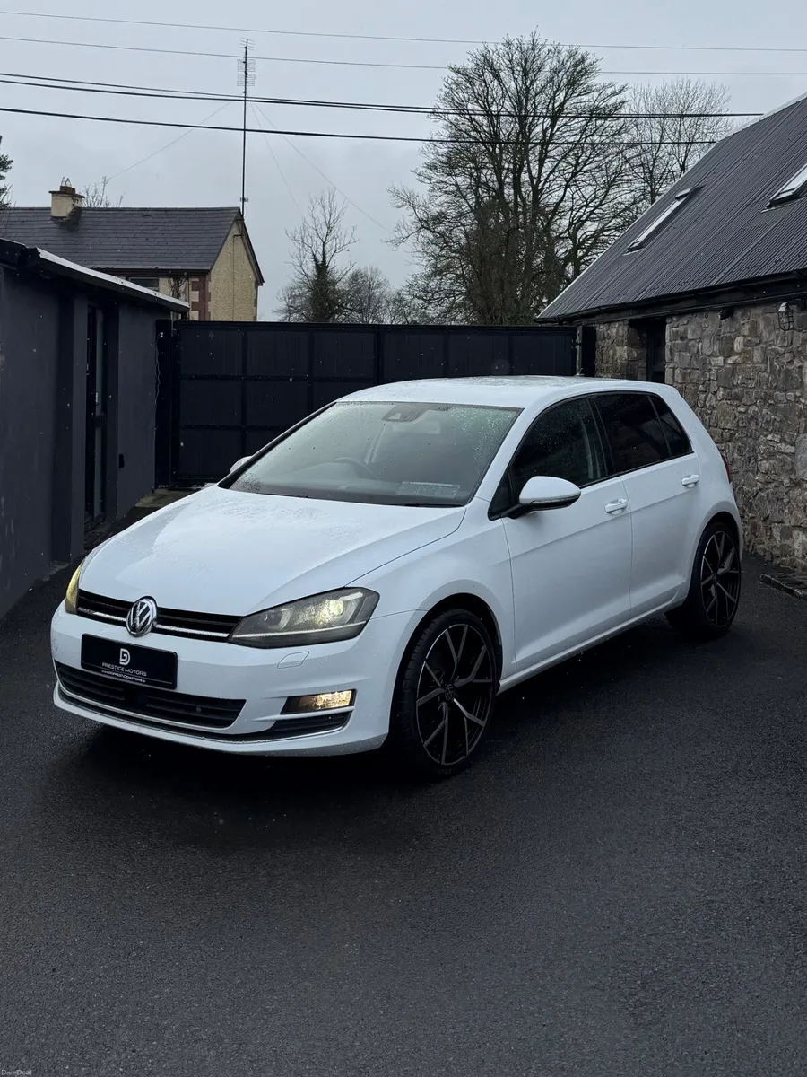 2014 VOLKSWAGEN GOLF HIGHLINE AUTO - Image 3