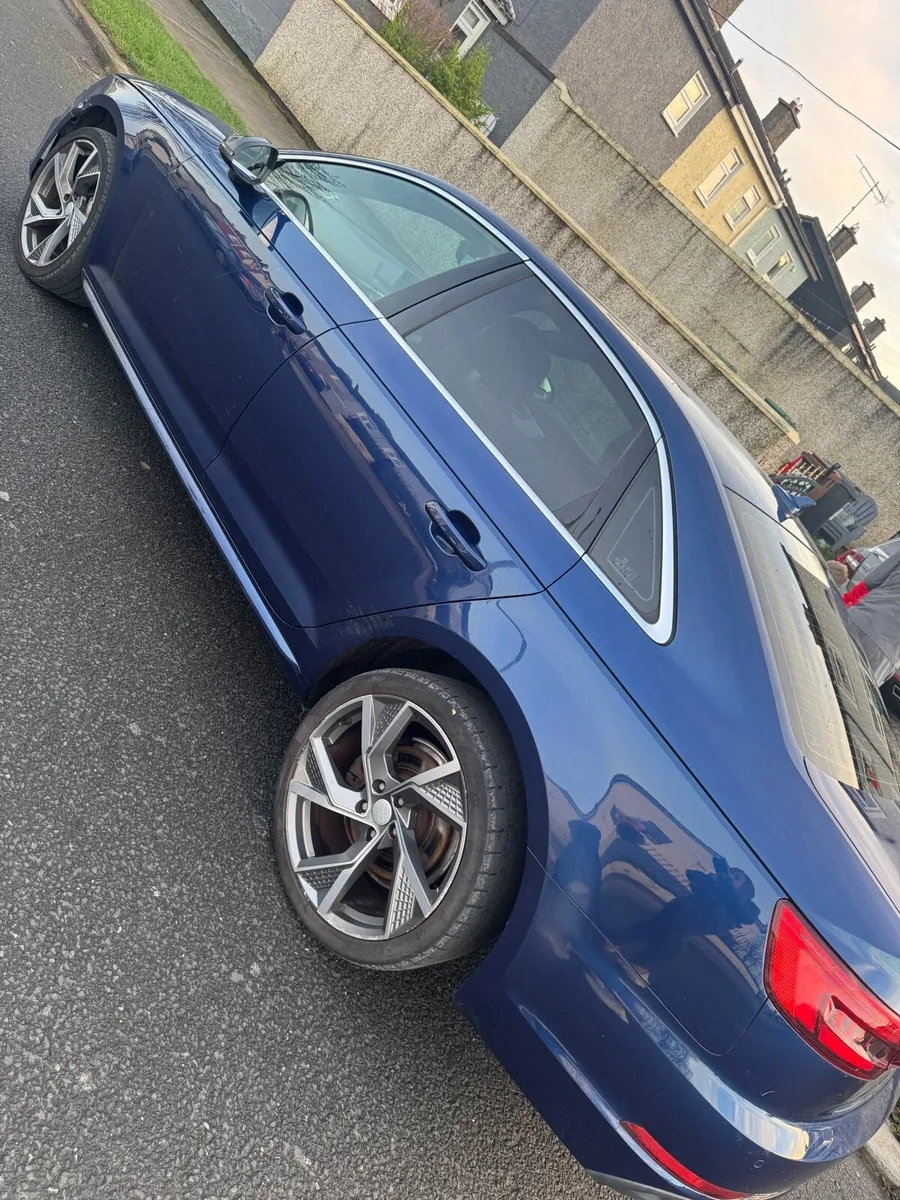 Audi A4 2017 - Image 4