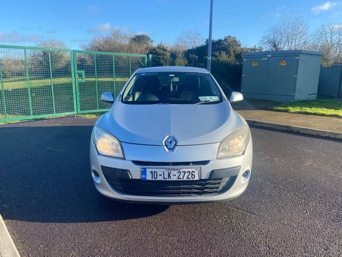 Renault Megane 2010 - Image 1
