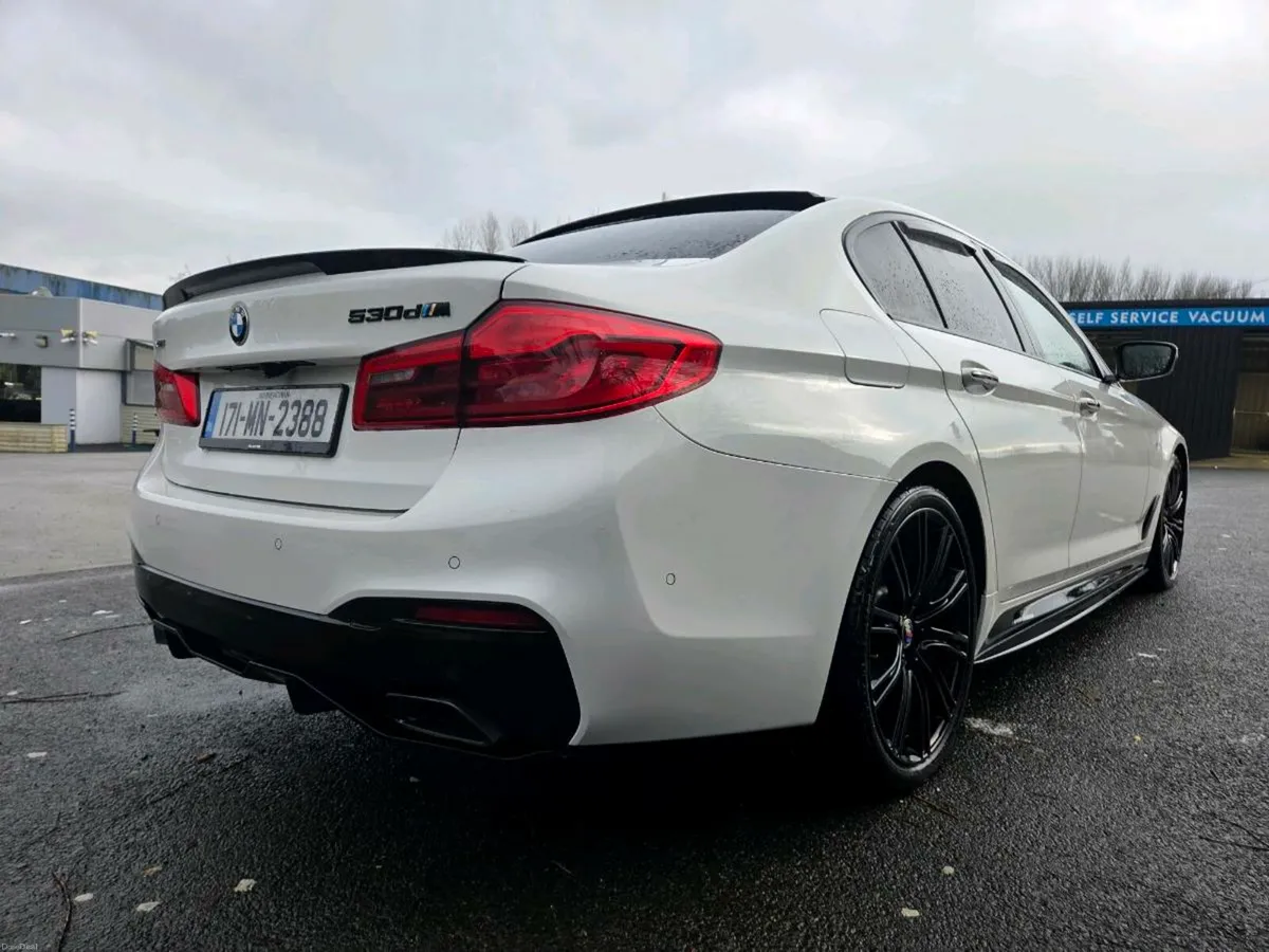 2017 bmw 530d msport xdrive very low klms - Image 4