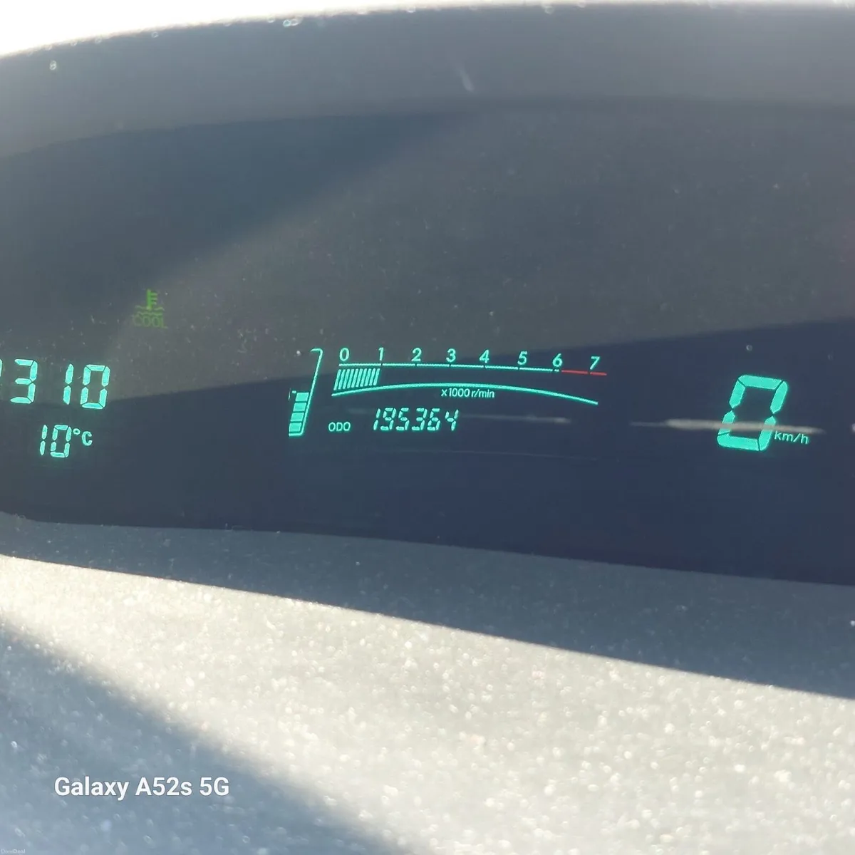 Toyota Yaris 2011 - Image 4