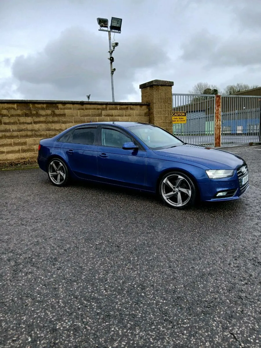 Audi A4 - Image 1