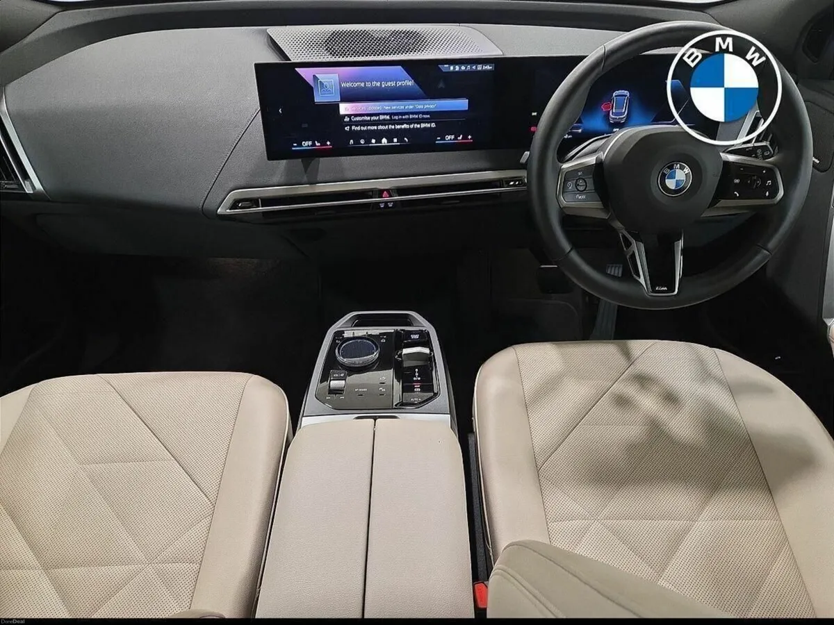 BMW iX xDrive40 M Sport - Image 4