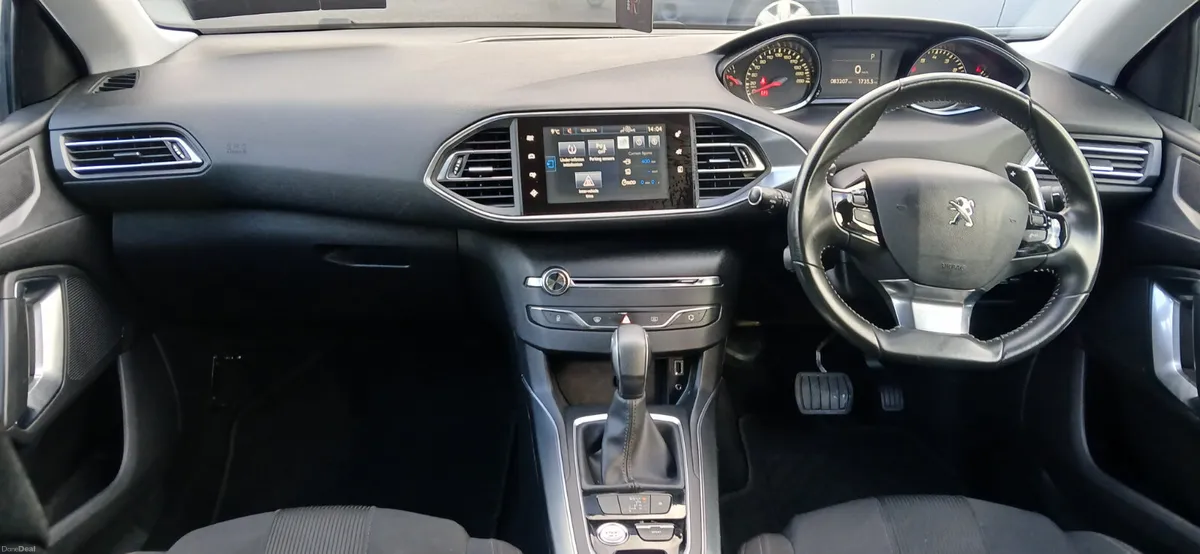 15 Peugeot 308  1.2 Petrol Automatic Gerbox - Image 6