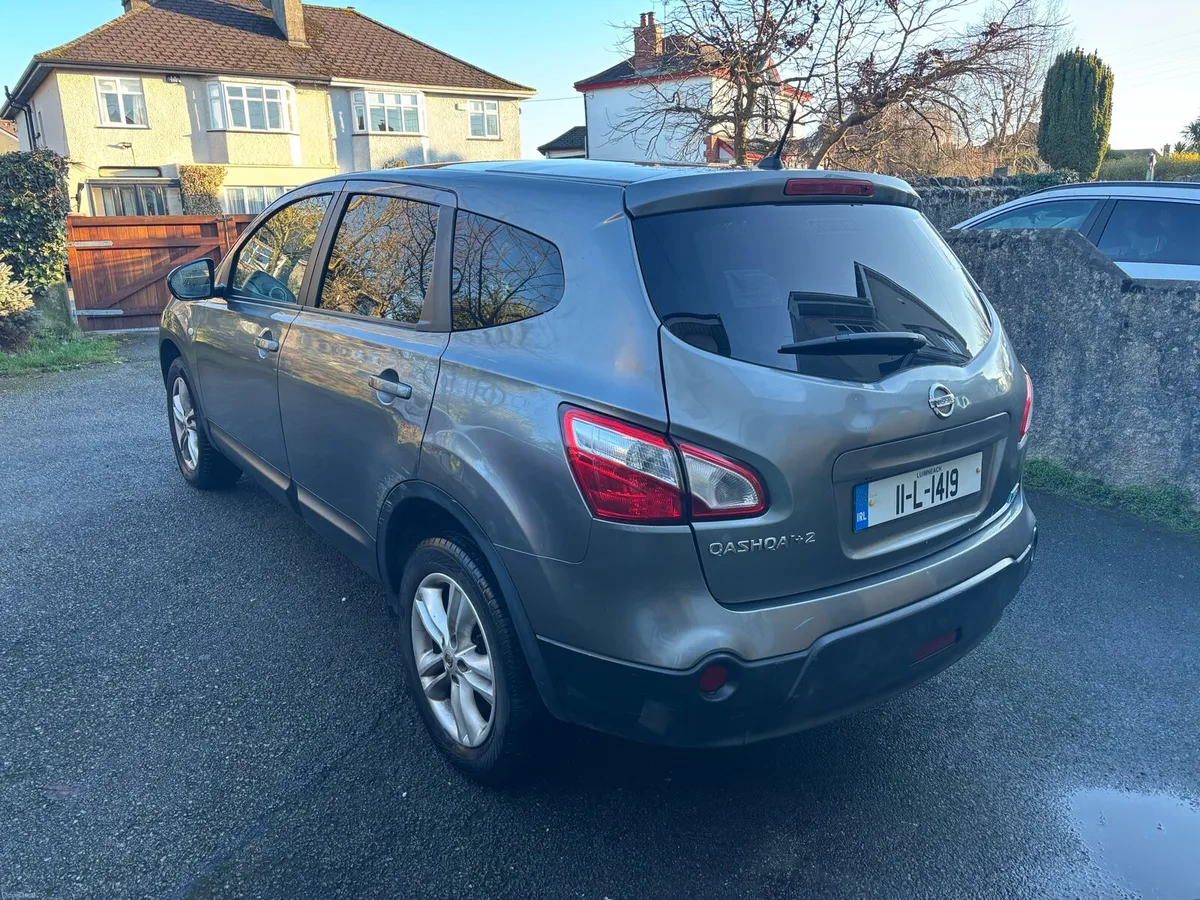 2011 Nissan Qashqai, low mileage, 7 seater - Image 4
