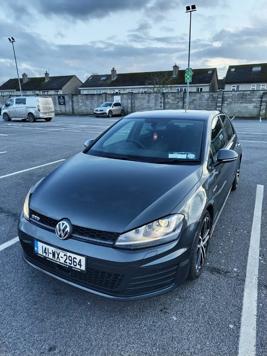 Volkswagen Golf 2014 - Image 1