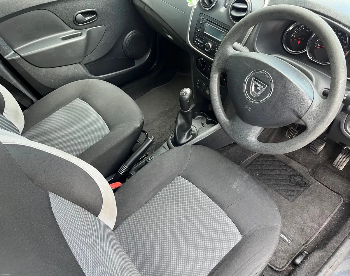 171 Dacia Logan 1.5 DCI Estate - Image 4