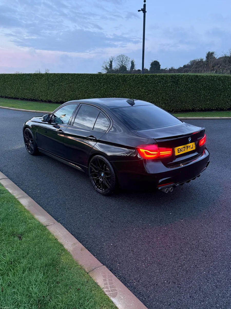 IRISH REG €16995 / 2017 BMW 320d MSPORT - Image 4